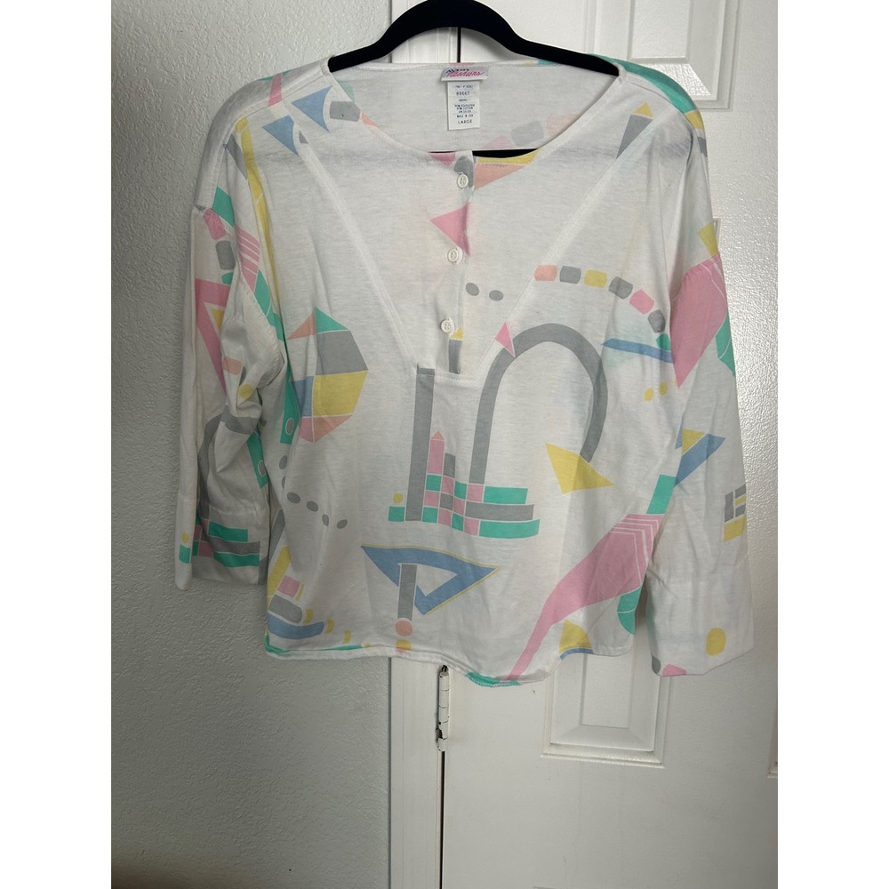 Vintage Avon Fashions 80s Geometric Memphis Print Henley Top White Large USA